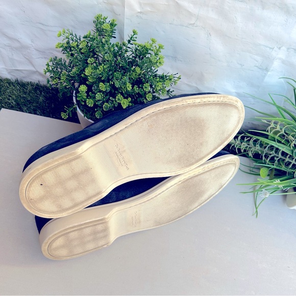 To Boot New York
ADAM DERRICK
Cassidy Navy Slip On
$365men size 11.5 gently used - Picture 16 of 16